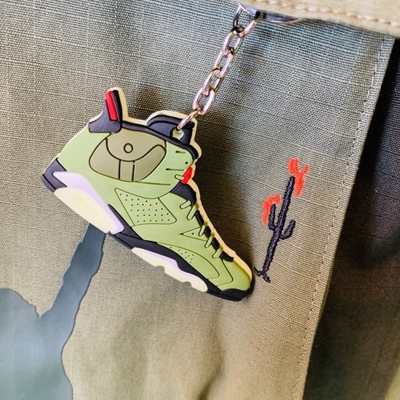 “CacTuS JacK” AJ6 TRAVIS SCOTT KEY CHAINS … - Picture 9 of 9